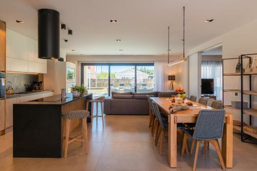 Arivallos Villa & Spa With Sauna And Wine Cellar