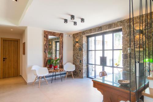 Arivallos Villa & Spa With Sauna And Wine Cellar