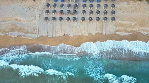 Aqua Villas Vrachos - Seaside Luxury, Private Pools