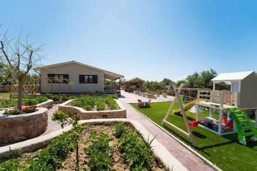 Villa Vayianna's Garden House