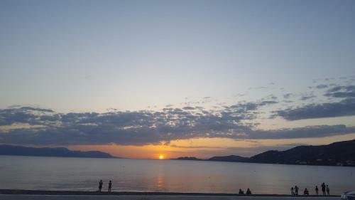 Villa Loutraki Sunset