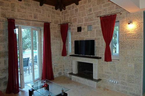 Villa *drosia*/5' From Town & Sea/mountain View