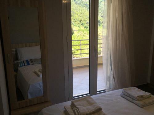 Tsoutsis Apartments