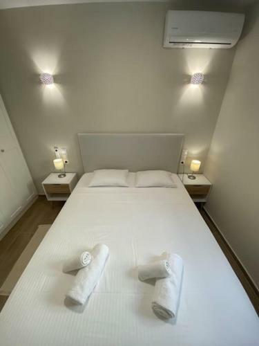Makry-gialos Luxury Seaview Apartment