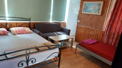 Apartamento Cozy Airport Studio