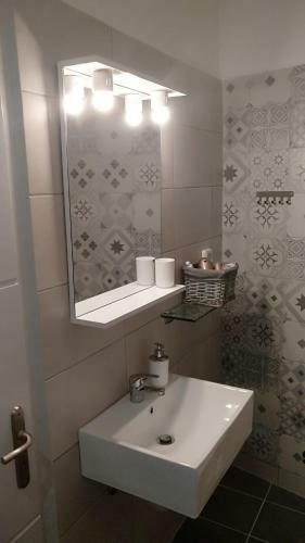 Apartamento Luxurious Studio, Near Athens Airport