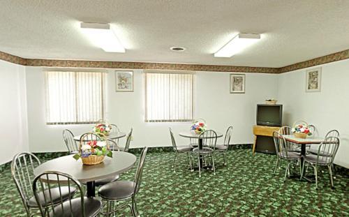 Hotel Americas Best Value Inn West Frankfort