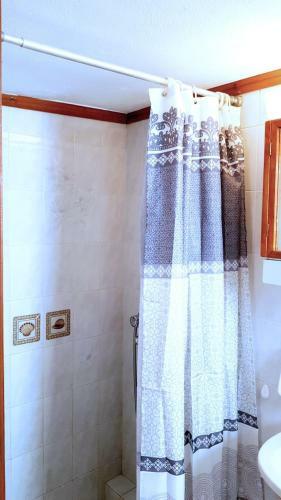 Lionas Seaside Retreat