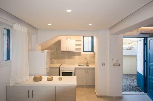 Santorini Villatzio Suites