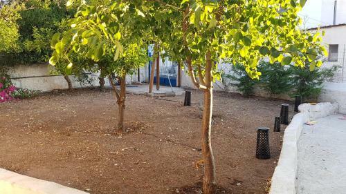 Christina's Holiday House With Garden