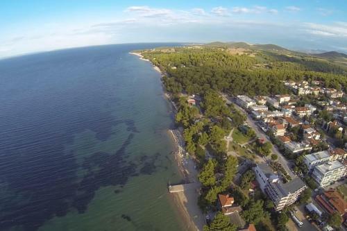 Metamorphosis - Halkidiki Apartment On The Beach