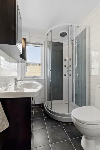 Hostal Lofoten Villa And Car Rental