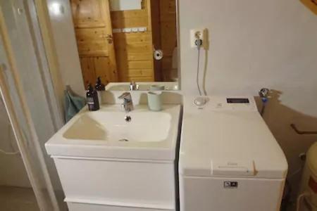 Apartamento Fully Equipped Flat, 2 Bedrooms, Free Car Parking.