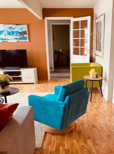 Marthas Apartments - Arctic Light