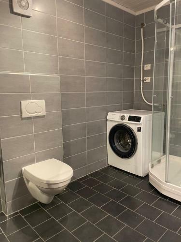 Spacious 50 Sqm Apartment Close To City Centre!