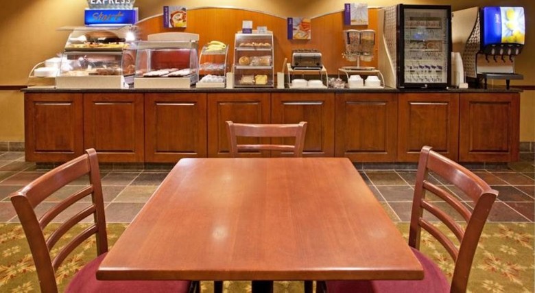 Hotel Holiday Inn Express Hocking Hills-logan