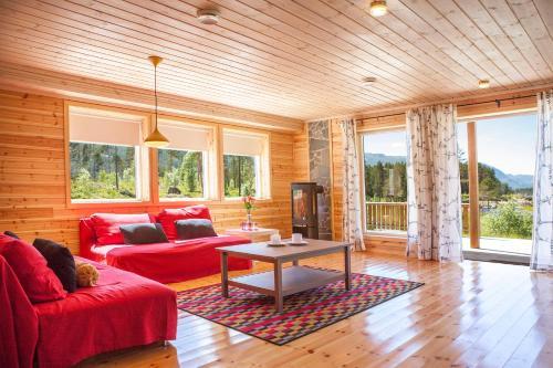 Villa Lakehouse In Norway