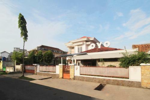 Hotel Oyo 2593 Mawar Homestay
