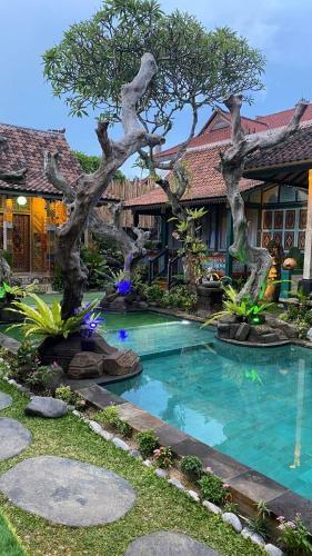 Hostal Keris Art Shop And Villa Telaga Wana