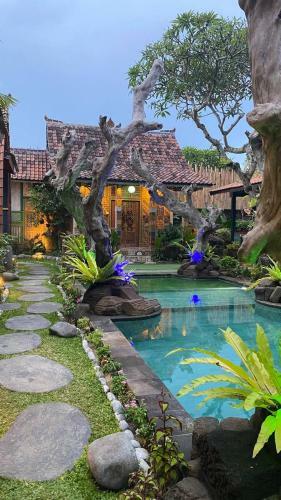 Hostal Keris Art Shop And Villa Telaga Wana