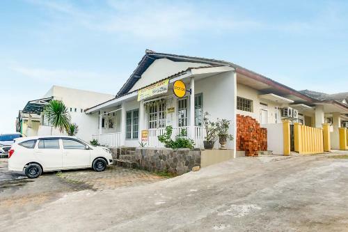 Hotel Spot On 90896 Griya Atu Syariah