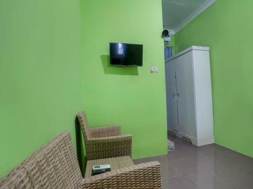 Hotel Oyo 91005 Cottage Putra Mutun Beach
