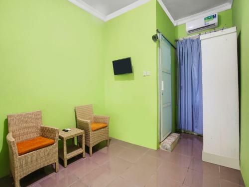 Hotel Oyo 91005 Cottage Putra Mutun Beach