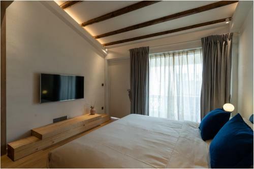 Hotel ????????