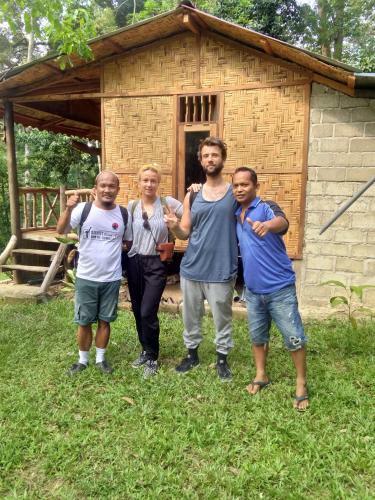 Hostal Bukit Lawang Landak River Guest House