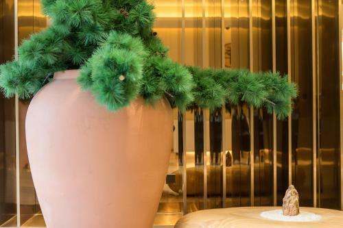 Ji Hotel (shanghai Huaihai Middle Road)