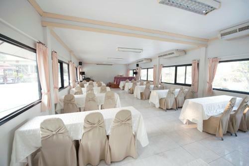 Hotel Ratathara Resort