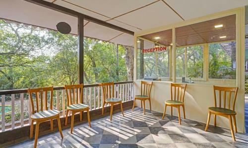 Hotel Treebo Trend Cecil Resort