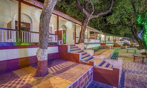 Hotel Treebo Trend Cecil Resort