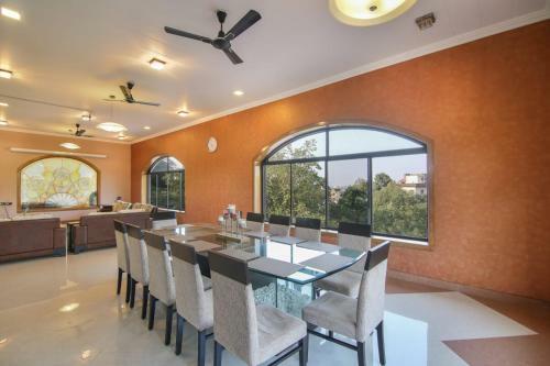 Akbar Villa
