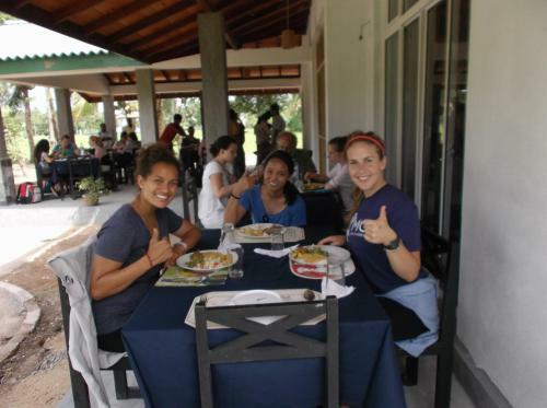 Hostal Manel Guest House