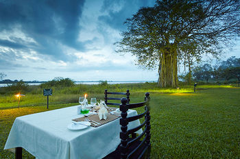 The Lake Hotel