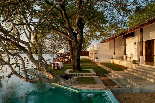 Hotel The Lake House
