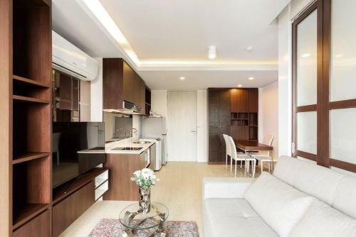 Apartamento The Aristo Beach Resort Surin Phuket