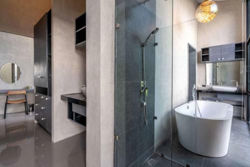 Apartamento 300? Luxury Pool Villa In Thalang, Phuket