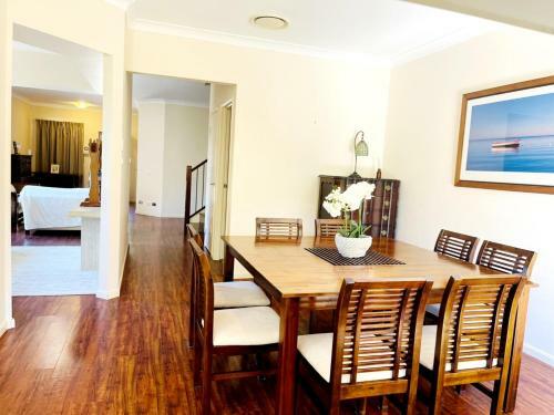 Woy Woy Riverside Private Exclusive Holiday Home