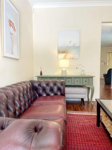 Woy Woy Riverside Private Exclusive Holiday Home