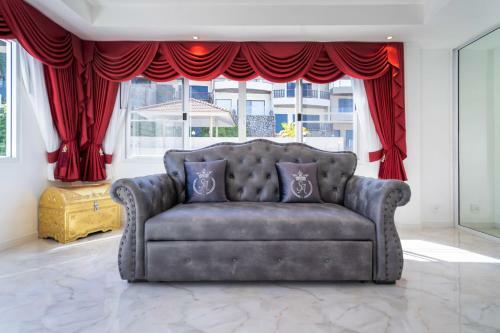 Luxury Villa 8 Bedroom In Patong Beach Villa Infinity