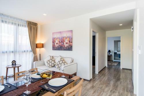 Apartamento The Deck Modern Resort Phuket