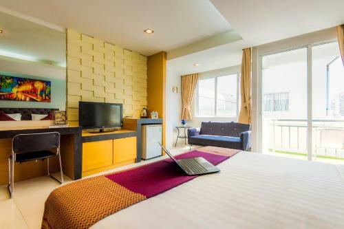 Hallo Patong Hotel