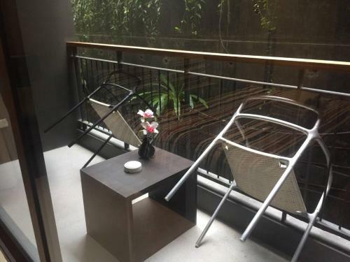 Patong Hill Cozy Studio With Nice Pool And Garden
