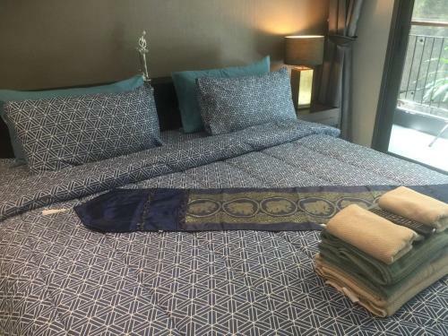 Patong Hill Cozy Studio With Nice Pool And Garden
