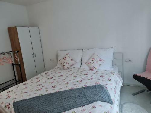 Deea Apartment