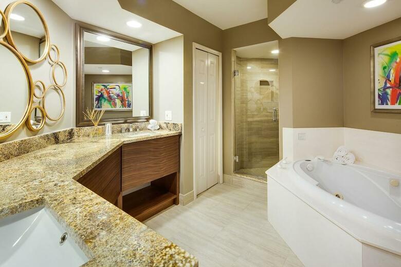 Hotel Gullwing Beach Resort