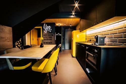 Boutique Aparthotel Old School & Rock�n Roll