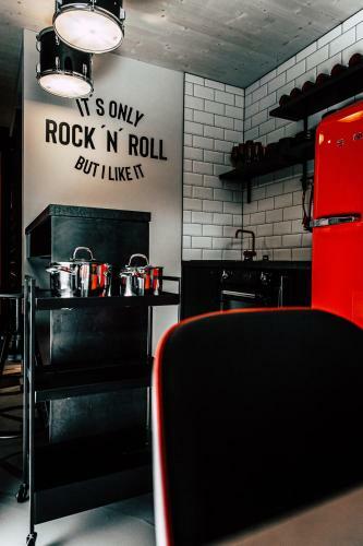 Boutique Aparthotel Old School & Rock�n Roll